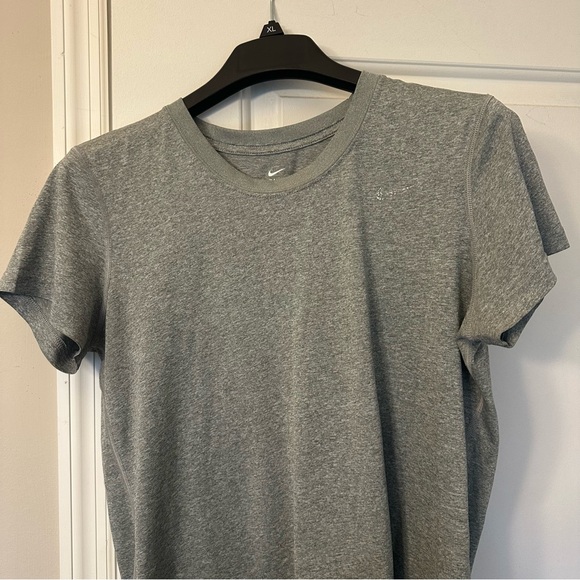 Nike Gray Women’s Dri-Fit Shirt - Picture 1 of 6